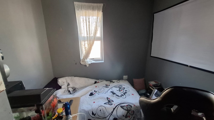 2 Bedroom Property for Sale in Woodlands Western Cape